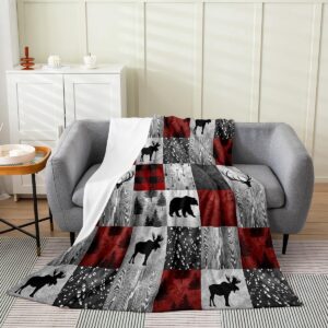Wildlife-Pattern Fleece Throw