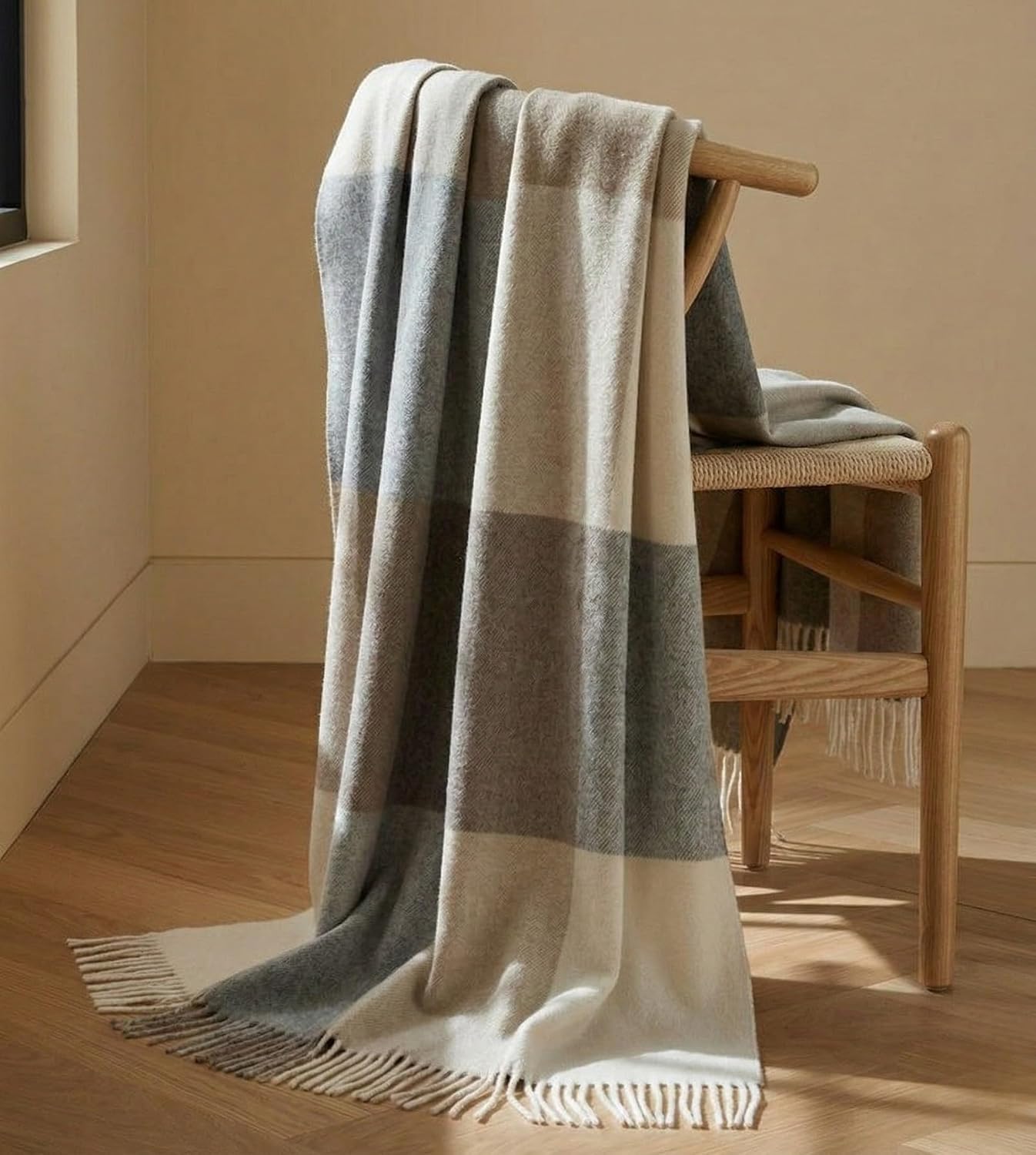 Throw with Tassels (Unisex Plaid)