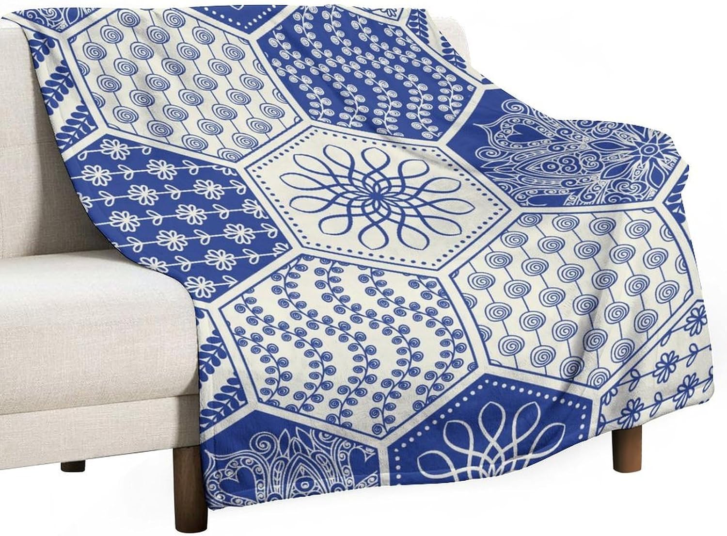 Vintage-Pattern Fleece/Wool Blend Throw - Image 2