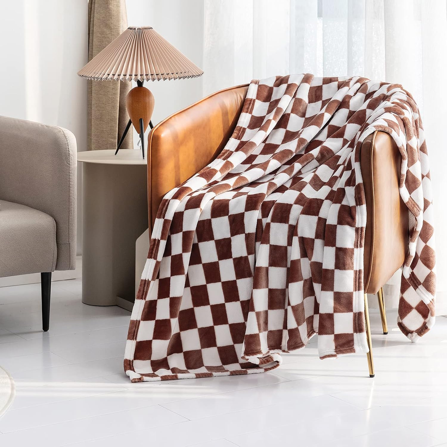 Brown checkerboard throw - Image 2